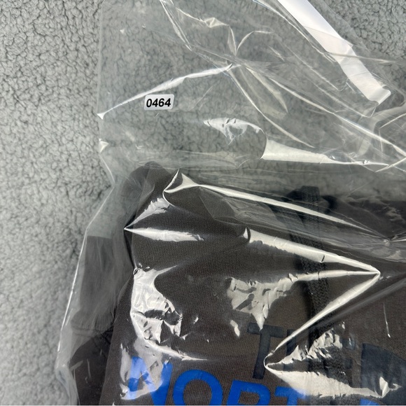 The North Face Charcoal Hoodie with Blue Logo Men’s Large - Picture 12 of 12